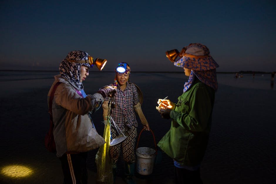 How to Optimize Your Site to Appear in Google's Local Pack 7 business team compiling local citation list